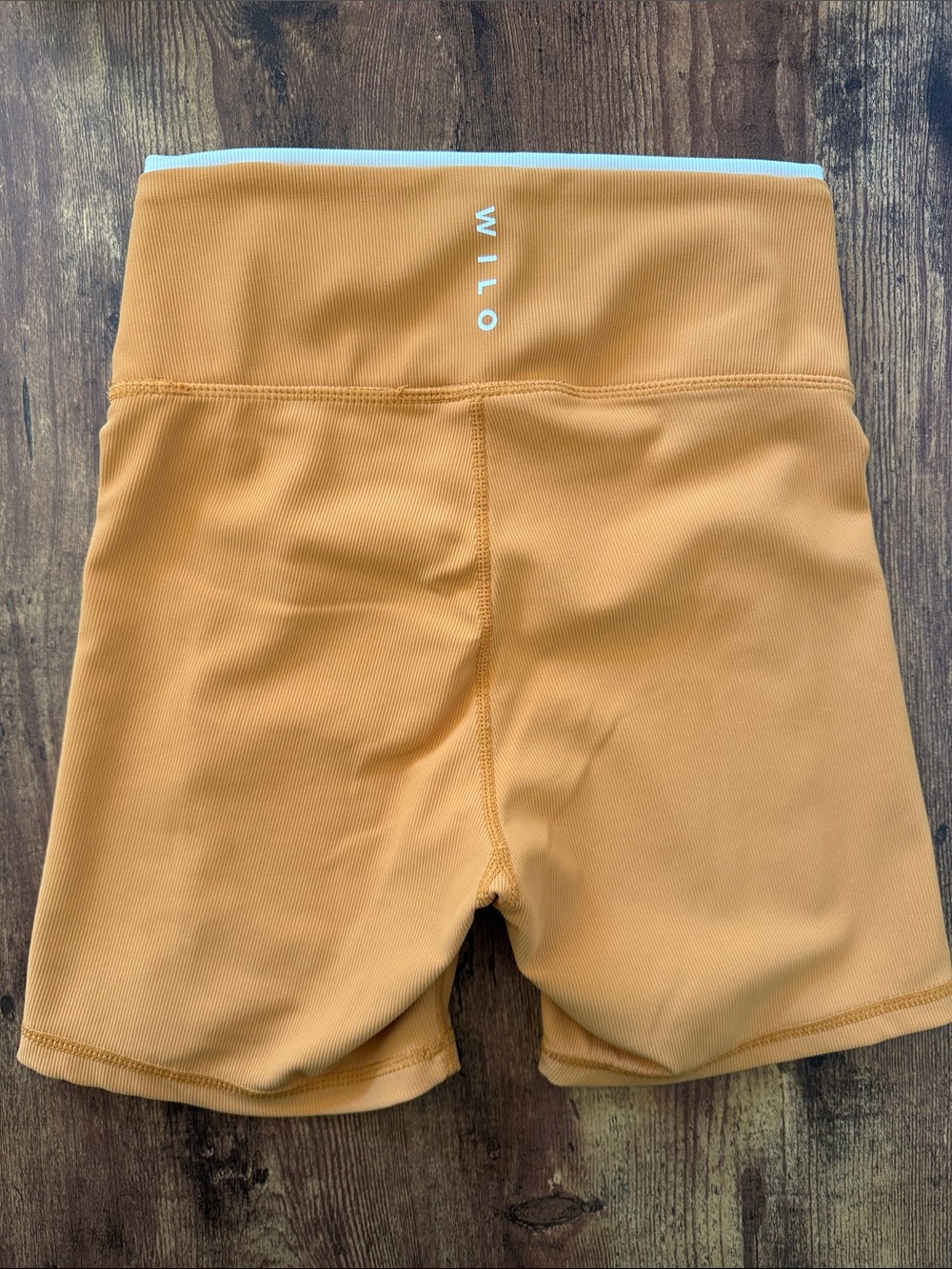Wilo Ribbed Biker Shorts - Picture 3 of 5